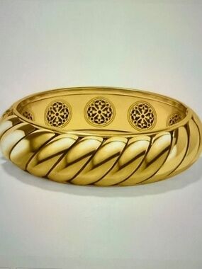 💛🆕 Brighton Athena Scalloped Hinged Bangle NWT